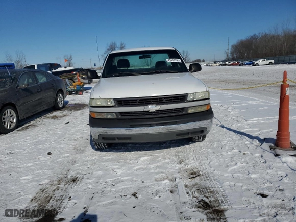 2002 Chevrolet Silverado 1500 with VIN 1GCEC14ZX2Z321070, listed as a Copart auction lot 45131765 with 86,616 mi miles and Salvage Title. Bid and sale history available at carsss.com. Image 5.