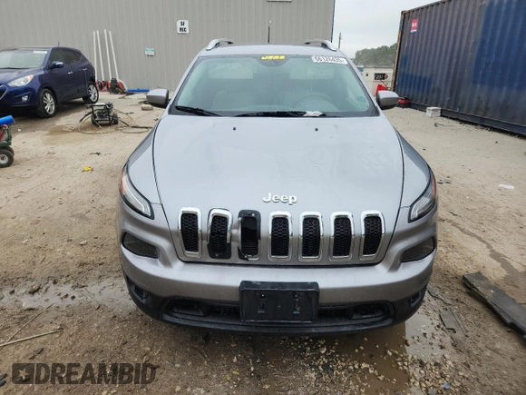 2017 Jeep Cherokee Latitude with VIN 1C4PJLCS2HW596442, listed as a Copart auction lot 66126435 with 179,750 mi miles and Non repairable. Bid and sale history available at DreamBid. Image 5.