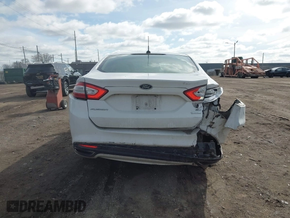 2014 Ford Fusion SE with VIN 3FA6P0H95ER361049, listed as a IAAI auction lot 41864864 with 210,229 mi miles. Bid and sale history available at carsss.com. Image 15.