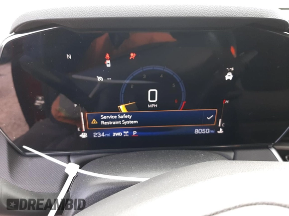 2024 Chevrolet TrailBlazer LS with VIN KL79MNSL8RB093249, listed as a Copart auction lot 84298804 with 8,050 mi miles and Salvage Title. Bid and sale history available at DreamBid. Image 9.