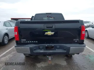 2009 Chevrolet Silverado 1500 LT with VIN 1GCEK29069Z138696, listed as a IAAI auction lot 42034503 with 258,850 mi miles and . Bid and sale history available at DreamBid. Image 16.