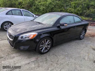 2012 Volvo C70 T5 with VIN YV1672MC4CJ130748, listed as a Copart auction lot 74681254 with 44,060 mi miles and Non Repairable. Bid and sale history available at carsss.com. Image 1.