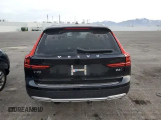 2022 Volvo V90 z VIN YV4062NL5N1146261, wystawiony jako Copart lot #85596744 z przebiegiem 28 mil mil oraz Szkoda całkowita • Salvage title. Historia ofert i sprzedaży dostępna na DreamBid. Obrazek 6.