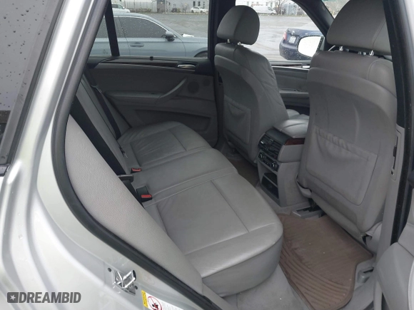 2007 BMW X5 3.0si with VIN 5UXFE43597L017476, listed as a IAAI auction lot 41459147 with 184,494 mi miles. Bid and sale history available at carsss.com. Image 8.