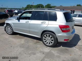 2012 Mercedes-Benz GLK-Class GLK 350 with VIN WDCGG8HB1CF771982, listed as a IAAI auction lot 41958903 with 136,465 mi miles. Bid and sale history available at carsss.com. Image 3.