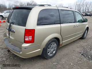 2010 Chrysler Town & Country Limited with VIN 2A4RR6DX2AR178730, listed as a IAAI auction lot 41994623 with 168,804 mi miles. Bid and sale history available at carsss.com. Image 4.