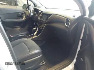 2020 Chevrolet Trax LT с VIN KL7CJLSB7LB069297, выставлен на аукционе IAAI как лот 42376204 с пробегом 23 362 миль миль и . История ставок и продаж доступна на DreamBid. Изображение 5.