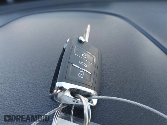 2018 Hyundai Sonata SE with VIN 5NPE24AF8JH727658, listed as a IAAI auction lot 41020748 with 134,254 mi miles and . Bid and sale history available at DreamBid. Image 11.