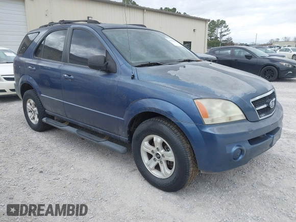 2004 Kia Sorento LX with VIN KNDJC733545221418, listed as a IAAI auction lot 41842215 with 129,177 mi miles. Bid and sale history available at carsss.com. Image 1.