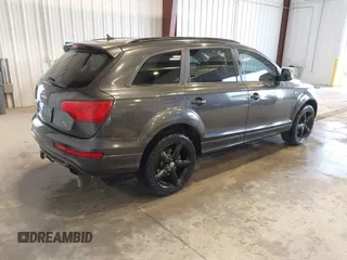 2015 Audi Q7 3.0T S line Prestige with VIN WA1DGAFE1FD014555, listed as a IAAI auction lot 41176881 with 149,546 mi miles. Bid and sale history available at carsss.com. Image 4.