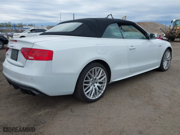 2015 Audi S5 Premium Plus with VIN WAUCGAFH2FN009433, listed as a IAAI auction lot 42034153 with 104,859 mi miles. Bid and sale history available at carsss.com. Image 4.