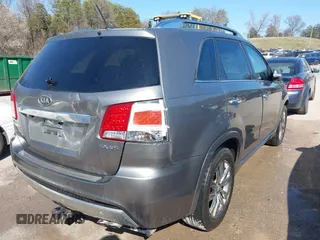 2012 Kia Sorento SX with VIN 5XYKW4A22CG293994, listed as a IAAI auction lot 41785367 with 152,636 mi miles. Bid and sale history available at carsss.com. Image 4.