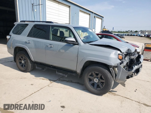 2021 Toyota 4Runner SR5 z VIN JTEBU5JR0M5916561, wystawiony jako Copart lot #59026425 z przebiegiem 29 737 mil mil oraz Szkoda całkowita • Salvage title. Historia ofert i sprzedaży dostępna na DreamBid. Obrazek 4.