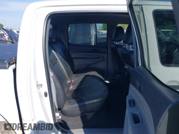 2015 Toyota Tacoma PreRunner with VIN 5TFJU4GN0FX069112, listed as a IAAI auction lot 41998443 with 49,593 mi miles and . Bid and sale history available at DreamBid. Image 8.
