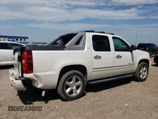 2011 Chevrolet Avalanche LTZ with VIN 3GNTKGE3XBG110045, listed as a Copart auction lot 66162484 with 191,508 mi miles and Salvage Title. Bid and sale history available at DreamBid. Image 3.