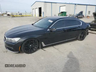 2017 BMW 7 Series 740i xDrive with VIN WBA7E4C56HGU99739, listed as a Copart auction lot 45713695 with 118,349 mi miles and Salvage title. Bid and sale history available at DreamBid. Image 1.