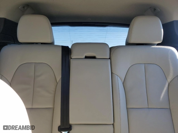 2023 Volvo XC40 Plus Bright Theme with VIN YV4L12UN8P2913418, listed as a Copart auction lot 88422125 with 27,447 mi miles and Salvage Title. Bid and sale history available at carsss.com. Image 10.