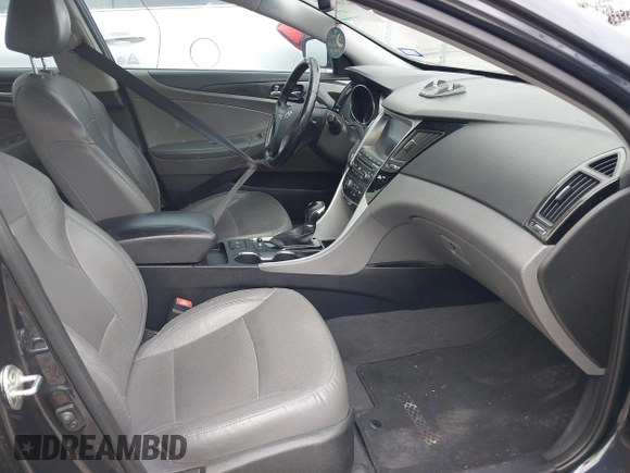 2014 Hyundai Sonata SE with VIN 5NPEC4AC3EH888752, listed as a IAAI auction lot 42106675 with 168,258 mi miles and . Bid and sale history available at DreamBid. Image 5.