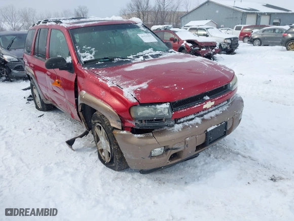 2002 Chevrolet TrailBlazer LS with VIN 1GNDT13S722412684, listed as a IAAI auction lot 41621413 with 162,244 mi miles. Bid and sale history available at carsss.com. Image 1.
