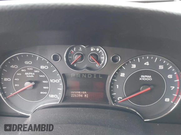 2008 Pontiac Torrent z VIN 2CKDL33FX86311862, wystawiony jako IAAI lot #42193912 z przebiegiem 226 394 mil mil oraz . Historia ofert i sprzedaży dostępna na DreamBid. Obrazek 7.