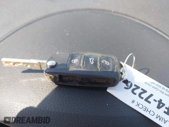 2012 Volkswagen Tiguan S with VIN WVGBV7AX2CW566981, listed as a IAAI auction lot 42069748 with 153,613 mi miles and . Bid and sale history available at DreamBid. Image 11.