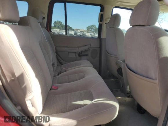 2005 Ford Explorer XLT z VIN 1FMZU73E45ZA37370, wystawiony jako Copart lot #65218515 z przebiegiem 165 710 mil mil oraz Czysty tytuł • Clean title. Historia ofert i sprzedaży dostępna na DreamBid. Obrazek 11.