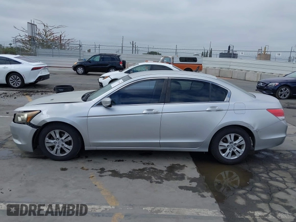 2009 Honda Accord LX-P z VIN JHMCP26469C005373, wystawiony jako IAAI lot #42327105 z przebiegiem 195 361 mil mil oraz . Historia ofert i sprzedaży dostępna na DreamBid. Obrazek 15.