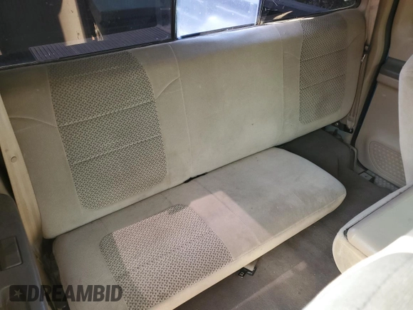 2001 Ford F-350 XL with VIN 1FTSX31S11ED02424, listed as a Copart auction lot 75172884 with 167,592 mi miles and Salvage Title. Bid and sale history available at DreamBid. Image 10.