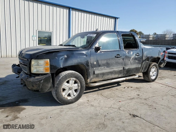 2012 Chevrolet Silverado 1500 LTZ with VIN 3GCPKTE79CG175816, listed as a Copart auction lot 46907365 with 289,835 mi miles and Salvage Title. Bid and sale history available at carsss.com. Image 1.