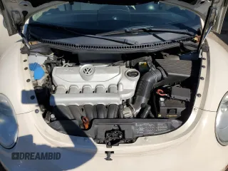2010 Volkswagen Beetle Final Edition с VIN 3VWRW3AL0AM005940, выставлен на аукционе Copart как лот 49584805 с пробегом 95 727 миль миль и Списание • Salvage title. История ставок и продаж доступна на DreamBid. Изображение 11.