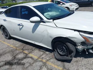 2019 Nissan Altima S z VIN 1N4BL4BV8KC122421, wystawiony jako IAAI lot #42215166 z przebiegiem Nie podano mil oraz . Historia ofert i sprzedaży dostępna na DreamBid. Obrazek 17.