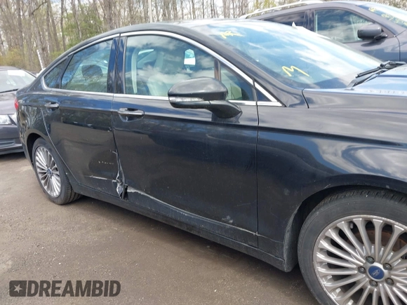 2015 Ford Fusion Titanium with VIN 3FA6P0D99FR300200, listed as a IAAI auction lot 42037306 with 232,095 mi miles. Bid and sale history available at carsss.com. Image 13.