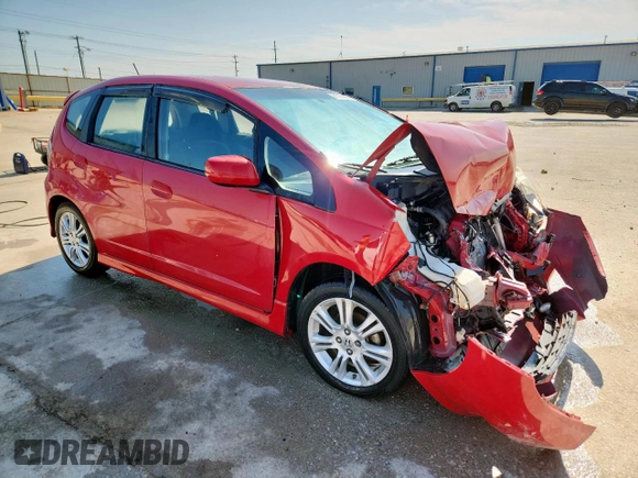 2010 Honda Fit Sport with VIN JHMGE8H4XAC033169, listed as a Copart auction lot 61175425 with 204,523 mi miles and Salvage title. Bid and sale history available at DreamBid. Image 4.