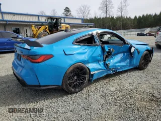 2022 BMW M4 Competition xDrive with VIN WBS43AZ01NCK81354, listed as a Copart auction lot 45180024 with 13,723 mi miles. Bid and sale history available at carsss.com. Image 3.