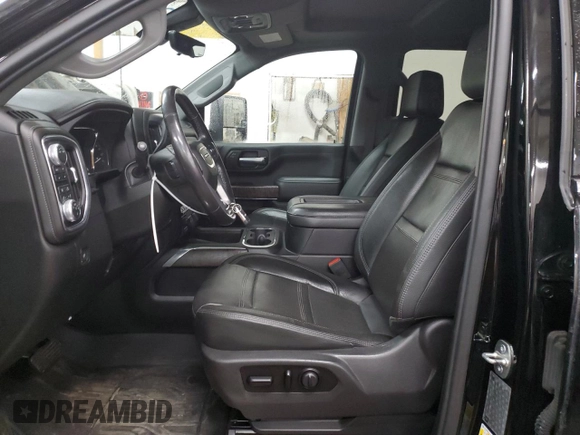 2020 GMC Sierra 3500HD Denali z VIN 1GT49WEY3LF279387, wystawiony jako Copart lot #84054454 z przebiegiem 140 648 mil mil oraz Szkoda całkowita • Salvage title. Historia ofert i sprzedaży dostępna na DreamBid. Obrazek 7.