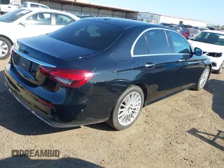 2021 Mercedes-Benz E-Class E 350 with VIN W1KZF8DB6MA946755, listed as a IAAI auction lot 41830692 with 33,841 mi miles. Bid and sale history available at carsss.com. Image 4.