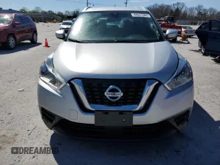 2020 Nissan Kicks SV with VIN 3N1CP5CV6LL490726, listed as a Copart auction lot 49551945 with 116,910 mi miles and Salvage Title. Bid and sale history available at DreamBid. Image 5.