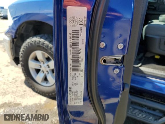 2017 Ram 1500 ST z VIN 1C6RR7FG6HS682111, wystawiony jako Copart lot #56308765 z przebiegiem 61 604 mil mil oraz Szkoda całkowita • Salvage title. Historia ofert i sprzedaży dostępna na DreamBid. Obrazek 12.