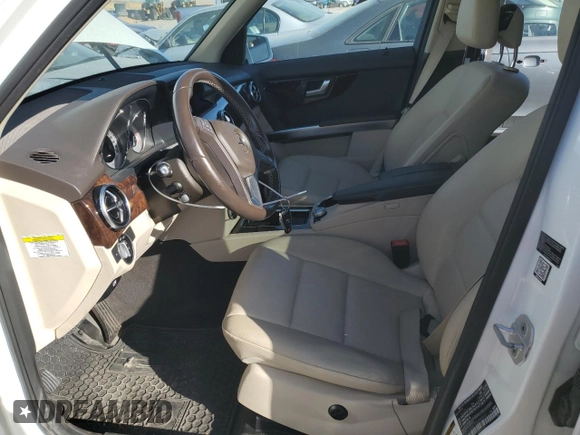 2014 Mercedes-Benz GLK 250 with VIN WDCGG0EB7EG288855, listed as a Copart auction lot 71674894 with 64,317 mi miles and Salvage Title. Bid and sale history available at DreamBid. Image 7.