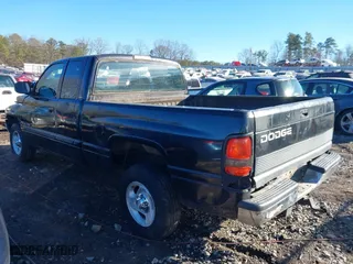 2000 Dodge Ram 1500 with VIN 1B7HC13Y7YJ180942, listed as a IAAI auction lot 41362908 with 398,452 mi miles. Bid and sale history available at carsss.com. Image 3.