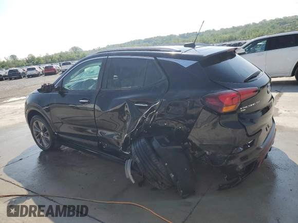 2021 Buick Encore GX Preferred z VIN KL4MMCSL5MB126311, wystawiony jako Copart lot #54846185 z przebiegiem Nie podano mil oraz Szkoda całkowita • Salvage title. Historia ofert i sprzedaży dostępna na DreamBid. Obrazek 2.