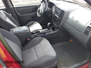 2007 Ford Escape XLS с VIN 1FMCU02Z27KA03537, выставлен на аукционе IAAI как лот 41762887 с пробегом 136 630 миль миль и . История ставок и продаж доступна на DreamBid. Изображение 5.
