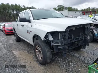 2018 Ram 2500 Tradesman z VIN 3C6UR4CJ5JG313018, wystawiony jako IAAI lot #41757482 z przebiegiem 189 507 mil mil oraz . Historia ofert i sprzedaży dostępna na DreamBid. Obrazek 1.