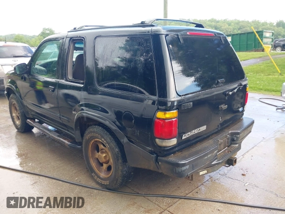 1997 Ford Explorer z VIN 1FMCU24X6VUC49032, wystawiony jako IAAI lot #42238646 z przebiegiem 241 012 mil mil oraz . Historia ofert i sprzedaży dostępna na DreamBid. Obrazek 3.
