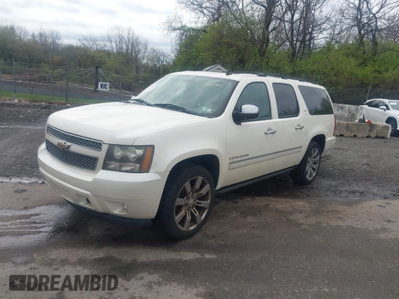 2010 Chevrolet Suburban LTZ with VIN 1GNUKKE35AR129351, listed as a IAAI auction lot 41971625 with 234,487 mi miles. Bid and sale history available at carsss.com. Image 17.