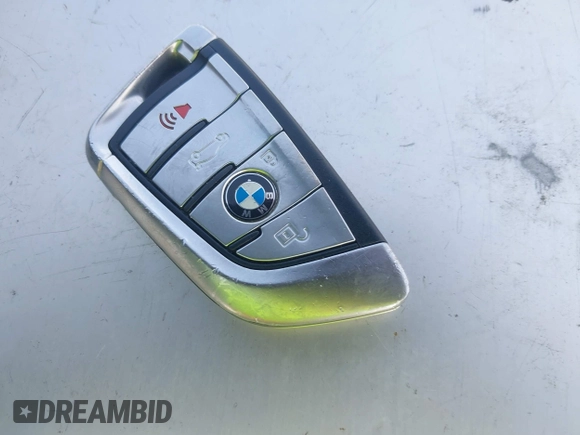 2022 BMW 7 Series 740i with VIN WBA7T2C02NCH73426, listed as a IAAI auction lot 42641007 with 49,300 mi miles and . Bid and sale history available at DreamBid. Image 11.
