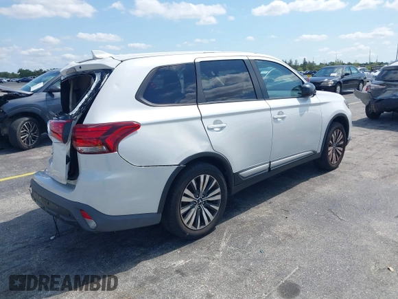 2020 Mitsubishi Outlander ES z VIN JA4AD2A30LZ034060, wystawiony jako IAAI lot #42207169 z przebiegiem 91 049 mil mil oraz . Historia ofert i sprzedaży dostępna na DreamBid. Obrazek 4.