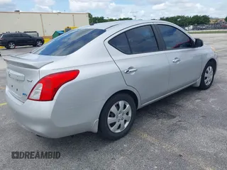 2013 Nissan Versa SV with VIN 3N1CN7AP5DL819164, listed as a IAAI auction lot 42731285 with 155,858 mi miles and . Bid and sale history available at DreamBid. Image 4.