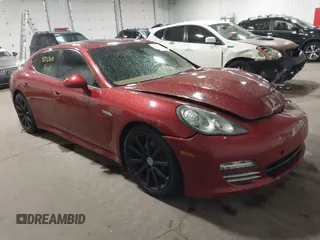 2011 Porsche Panamera с VIN WP0AA2A70BL020775, выставлен на аукционе IAAI как лот 42310608 с пробегом 101 802 миль миль и . История ставок и продаж доступна на DreamBid. Изображение 1.