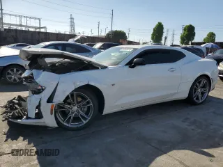 2022 Chevrolet Camaro 3LT z VIN 1G1FD1RS6N0135069, wystawiony jako Copart lot #55523015 z przebiegiem 46 677 mil mil oraz Szkoda całkowita • Salvage title. Historia ofert i sprzedaży dostępna na DreamBid. Obrazek 1.